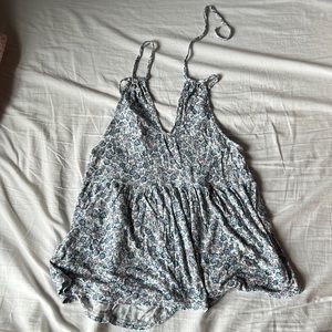 American Eagle soft and sexy V-neck peplum tank top